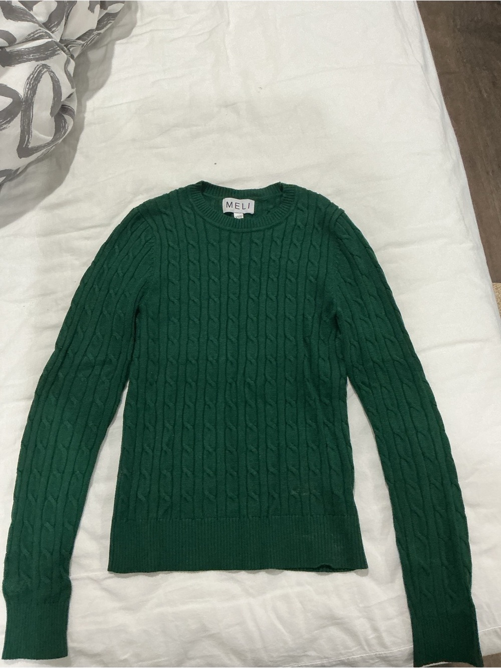 Women's Cable Knit Crewneck Sweater in Green